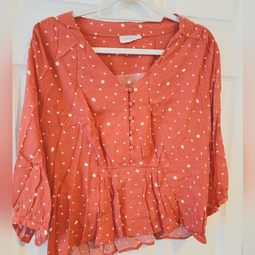 Lightweight blouse with button front detail